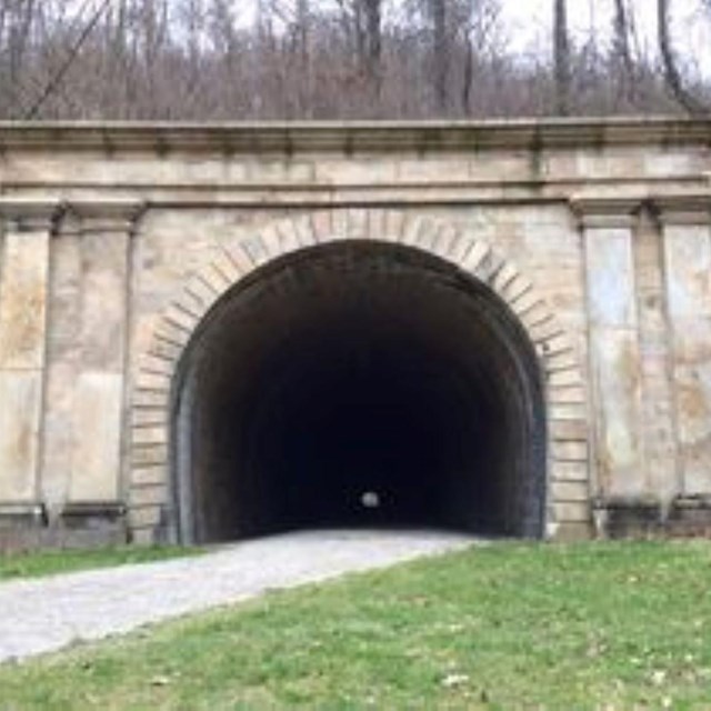 Staple Bend Tunnel