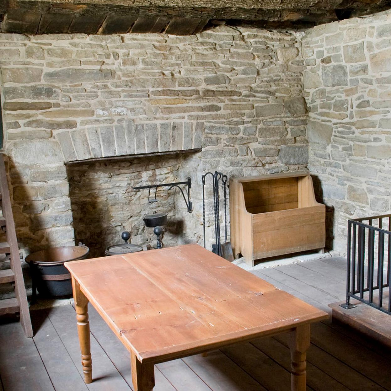 (Winter kitchen, interior)