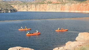 Kayaks leaving Barry's Landing on a ranger guided kayak trip to Devil Canyon