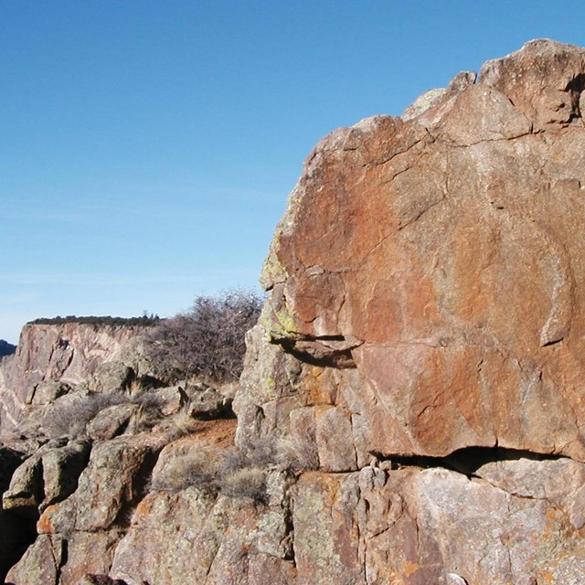 Rock formation with brown and pink shades