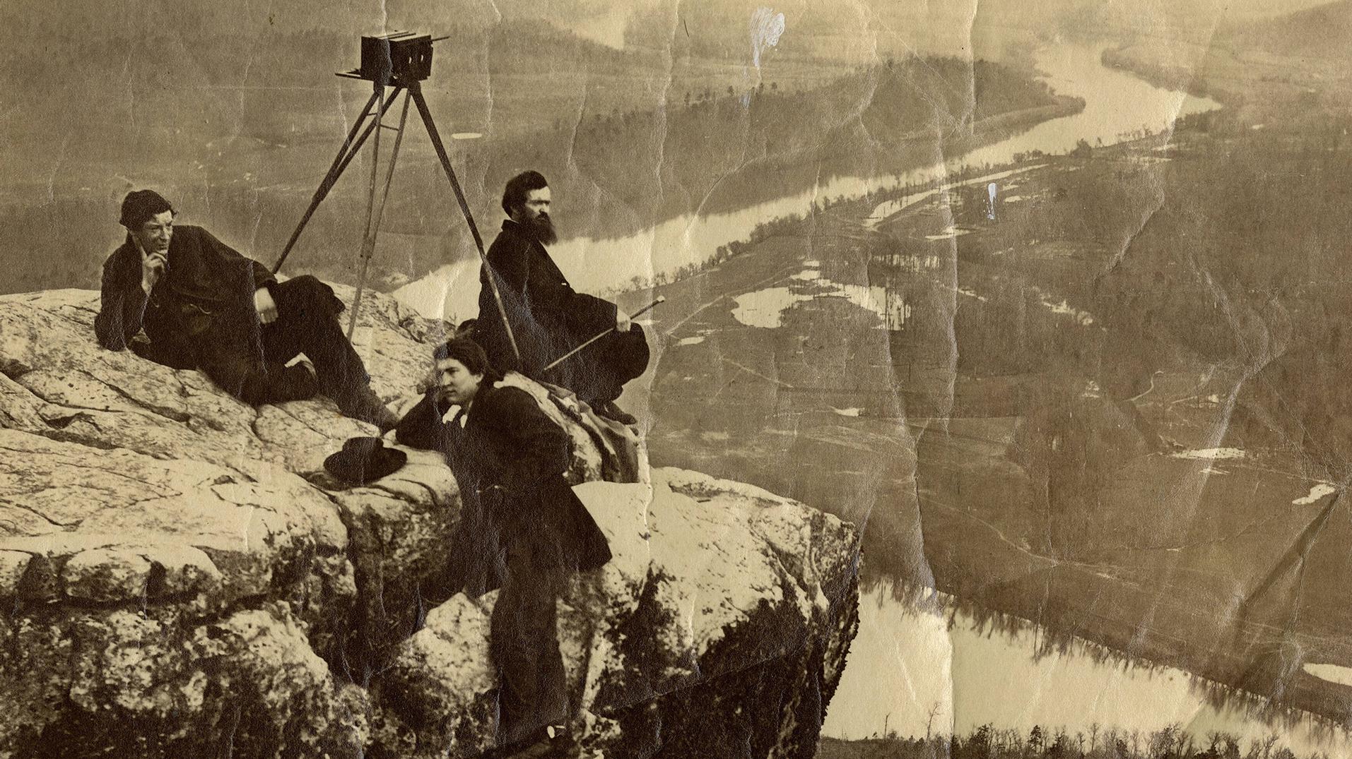 Photographer Royan Linn posing on Lookout Mountain