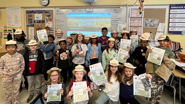 Students learn about the C&O Canal in their classroom
