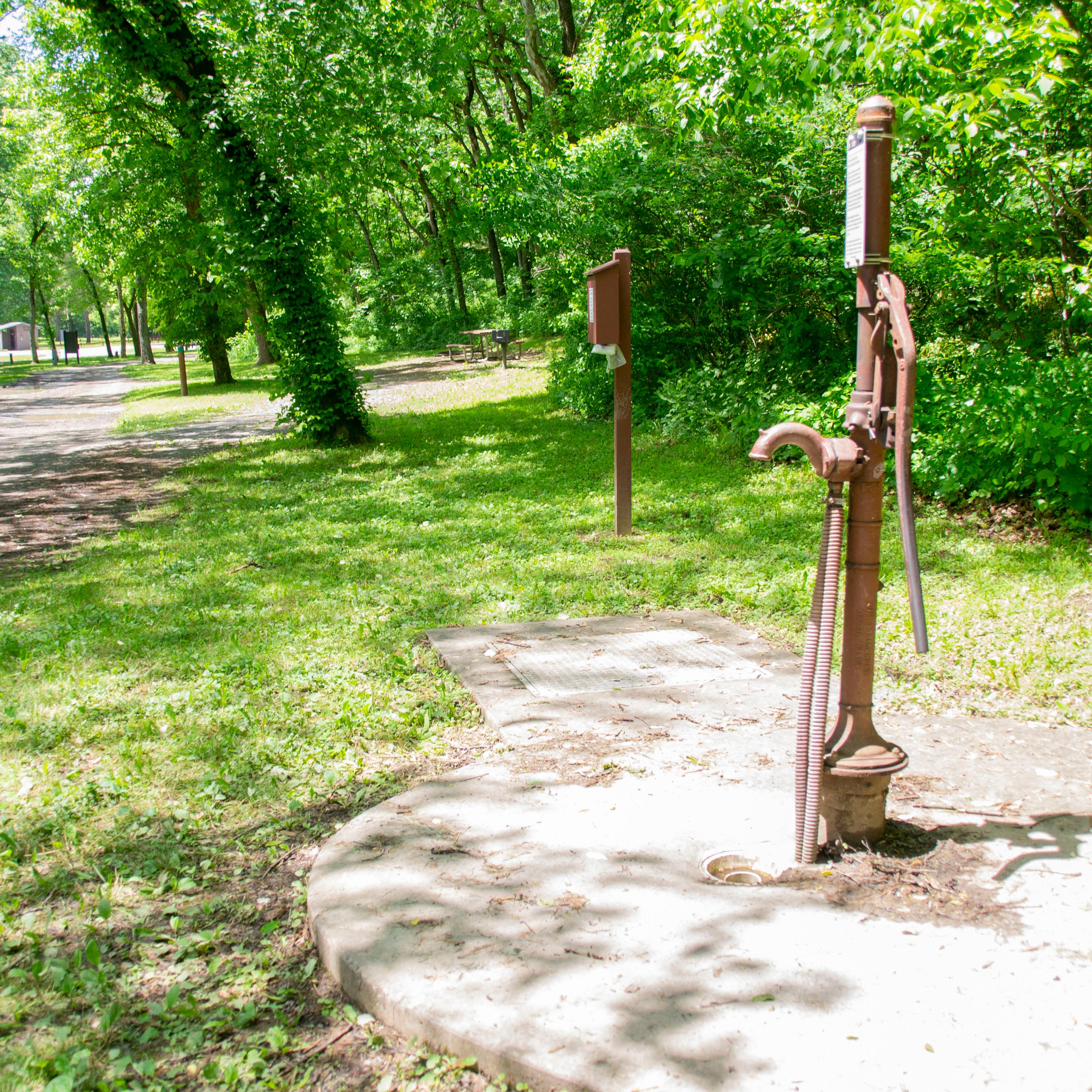 Waterpump next to the towpath.
