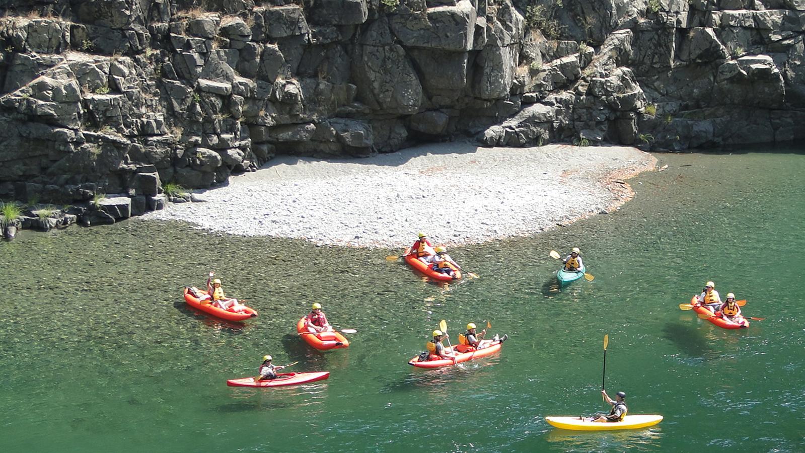 Kayakers entering Smith River