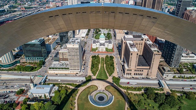 Aerial view of the top of the Gateway Arch above downtown St. Louis