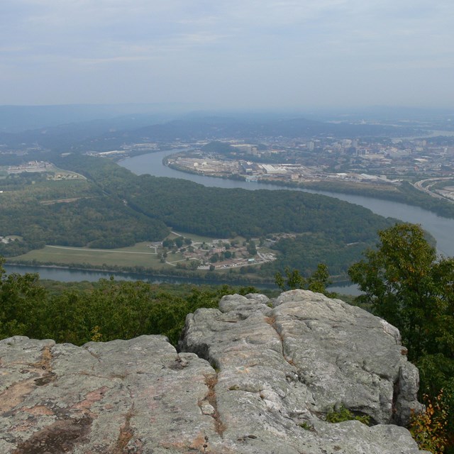 Overlook of Moccasin Bend at Chickamauga and Chattanooga National Military Park.