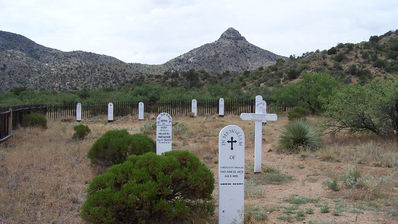 Wooden headstones at Fort Bowie cemetery