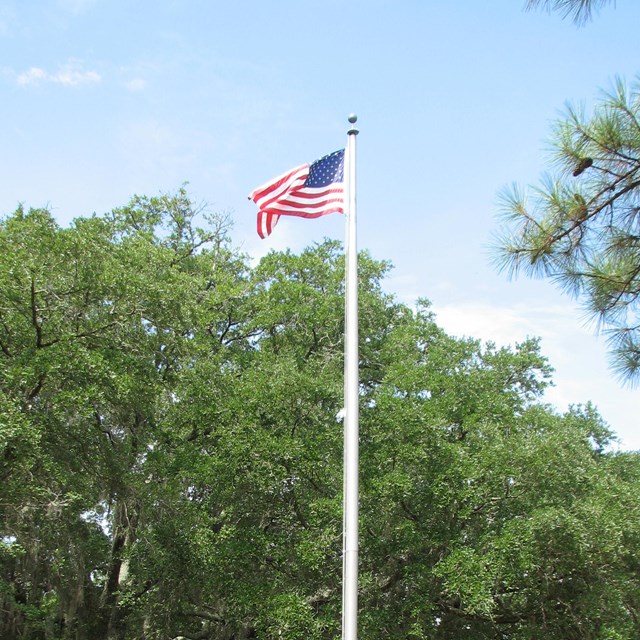 American flag at Fort Raleigh courtyard