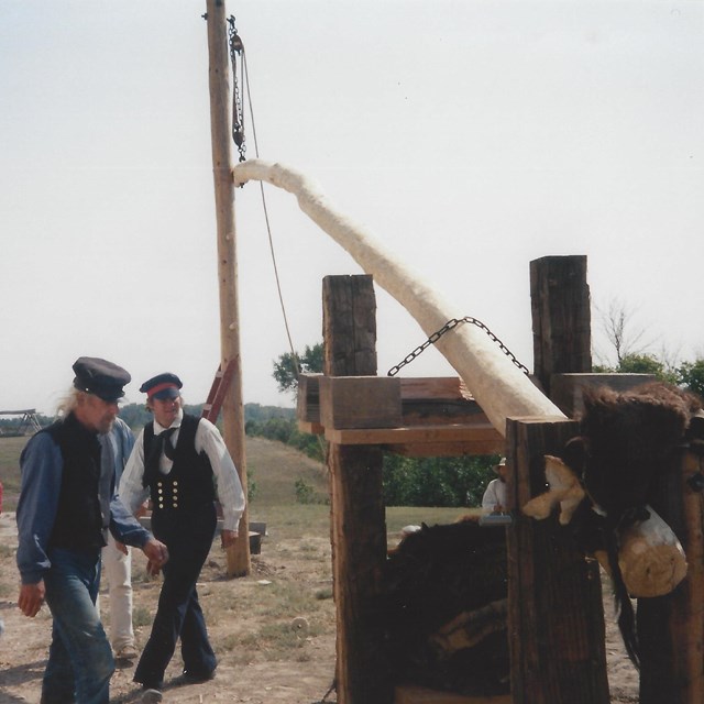 Fort Union Muzzle Loaders construct a fur press in 1998