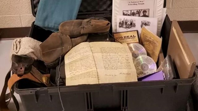 An open traveling Trunk