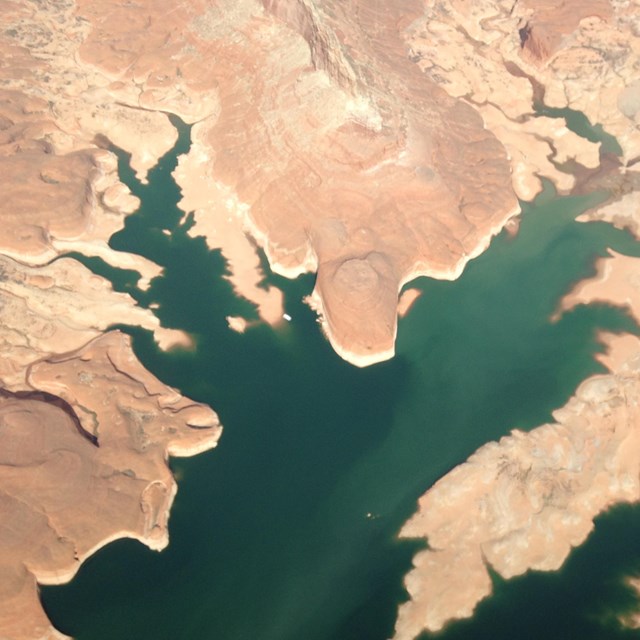 Aerial view showing Lake Powell water levels