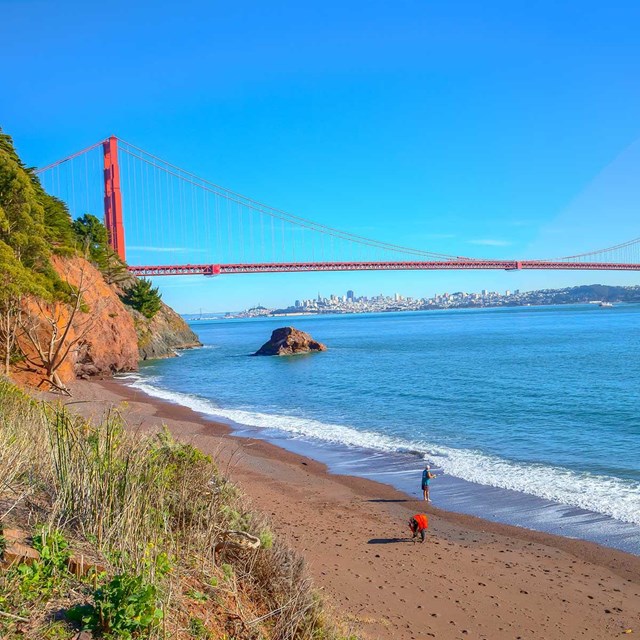 kirby cove beach front with golden gate bridge in view