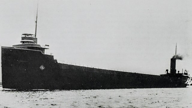SS Emperor in its early years with dark colored color scheme