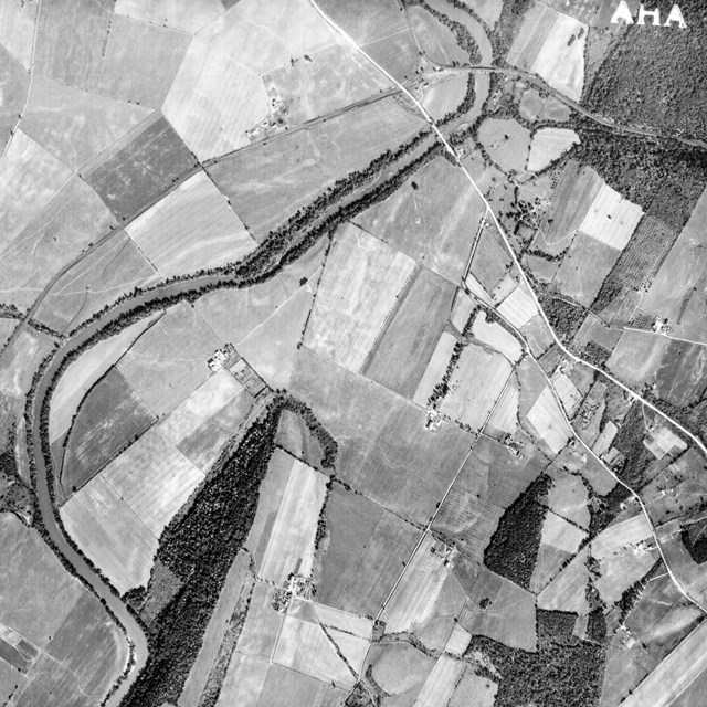 1937 aerial photograph of Monocacy battlefield showing farm fields.
