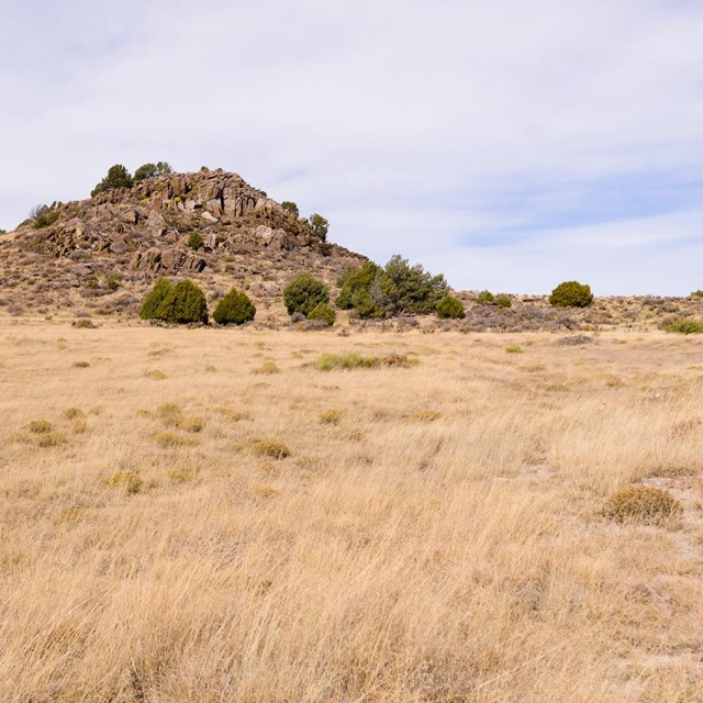 Point of Rocks geological feature on a prairie