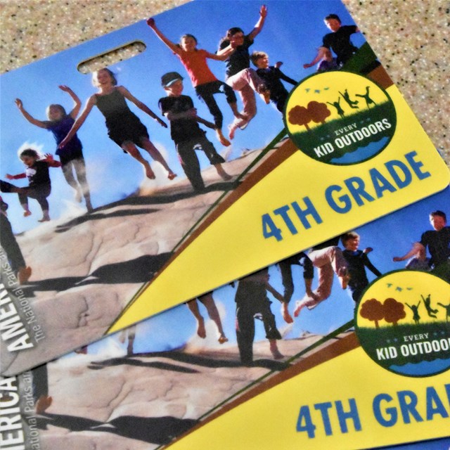Cards for fourth graders featuring kids jumping