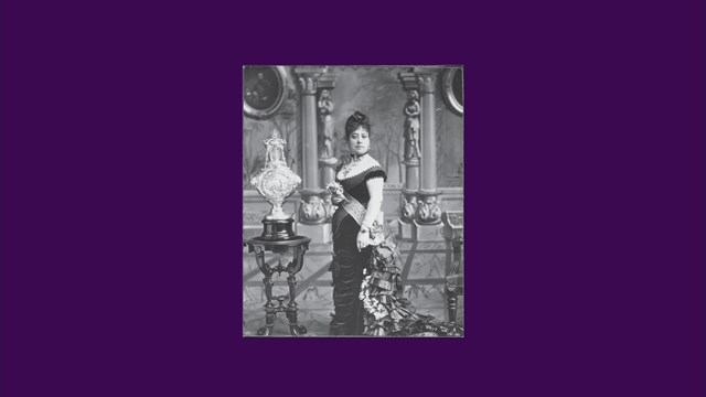 Photographic portrait of Queen Emma