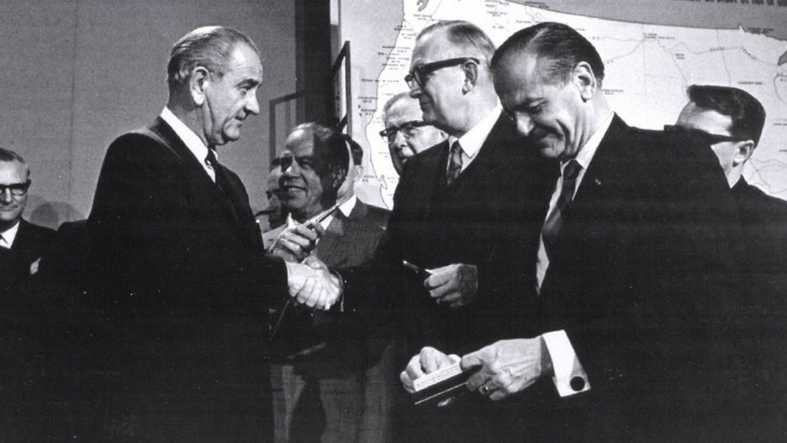 President Johnson and Saylor commemorating the passage of the National Wild and Scenic Rivers Act