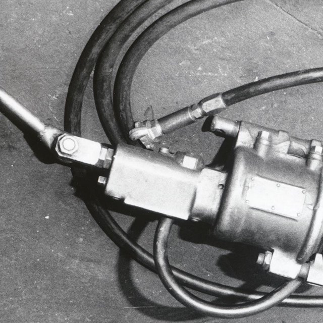 Pneumatic Grease Gun