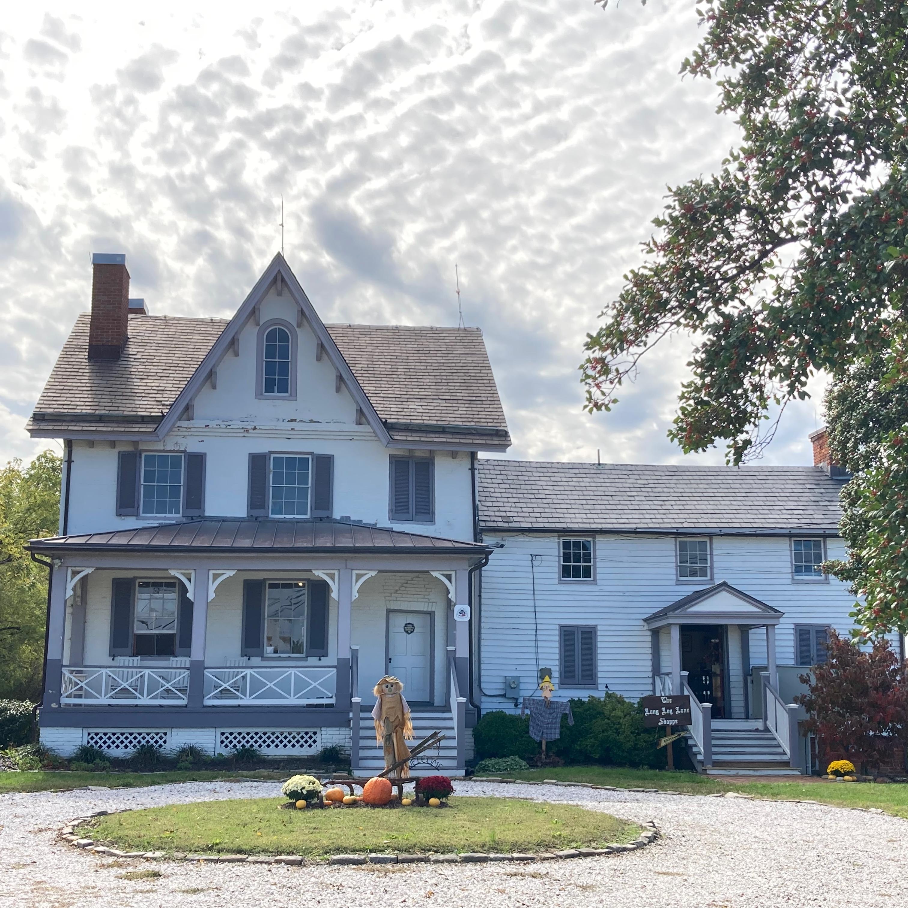 Picture of the front of the Todd House photo credit J Strasbaugh