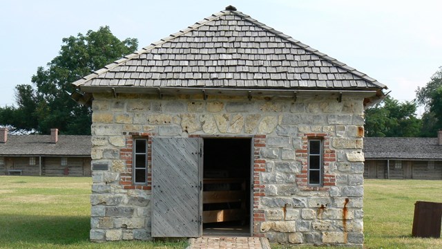 gun magazine at fort atkinson