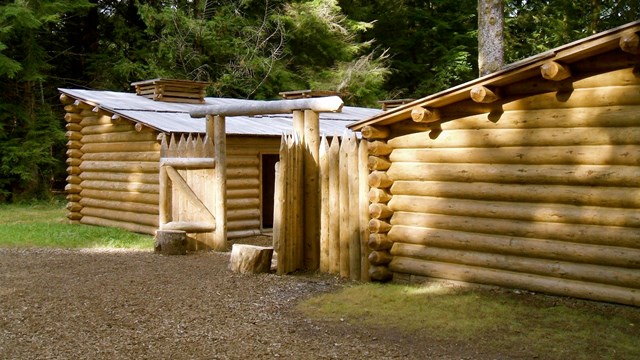 exterior of fort clatsop replica
