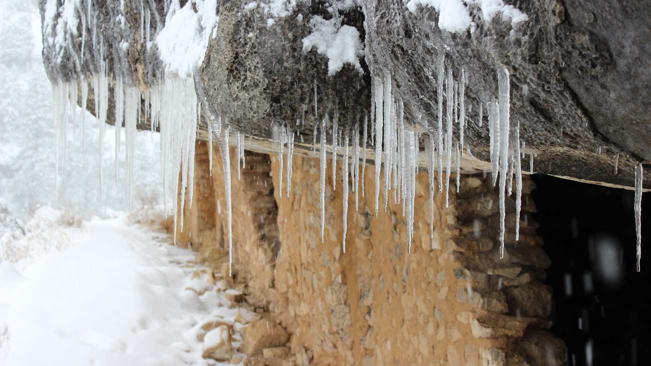The one mile round-trip Island Trail provides access to 25 cliff dwellings. 