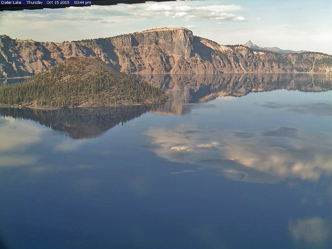 Crater Lake Webcam - Clouds Reflecting and Wind on the Lake