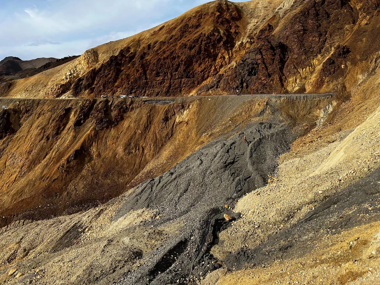 Raining Pretty Rocks Pretty Rocks Landslide - Denali National Park & Preserve (U.S. National ...