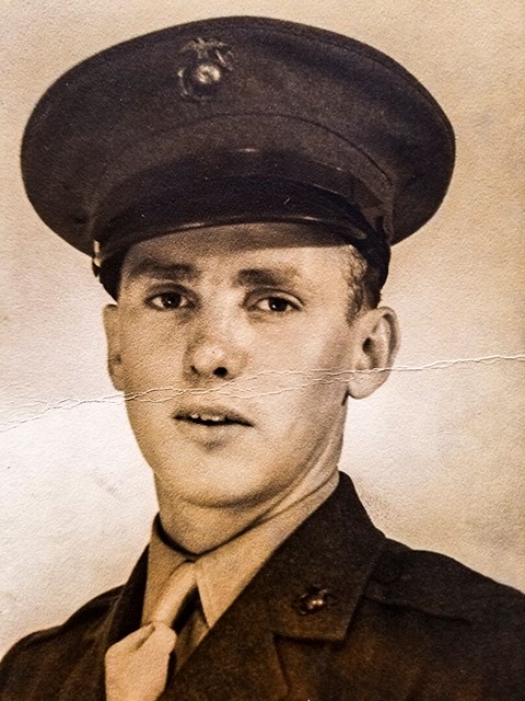 A photo of William Sherwood Mills in his U.S. Marine uniform.