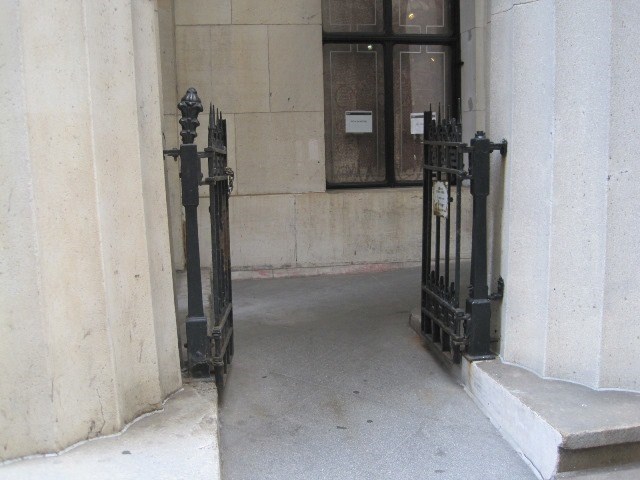 Ramp access rear entrance Federal Hall