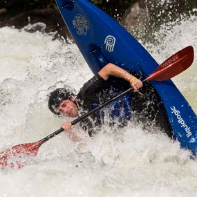 Gauley-River-whitewater-kayaker-overturns-2