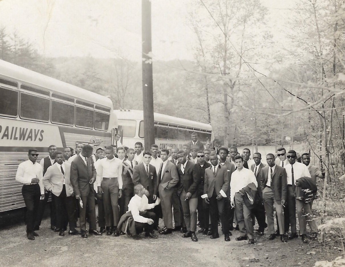 Jobcorps Workers Dressed in Suits