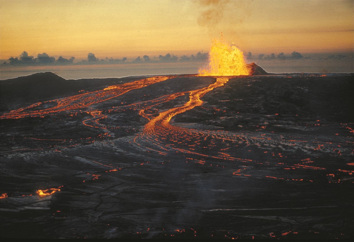 Eruption of Mauna Ulu - Hawai'i Volcanoes National Park (U.S. National