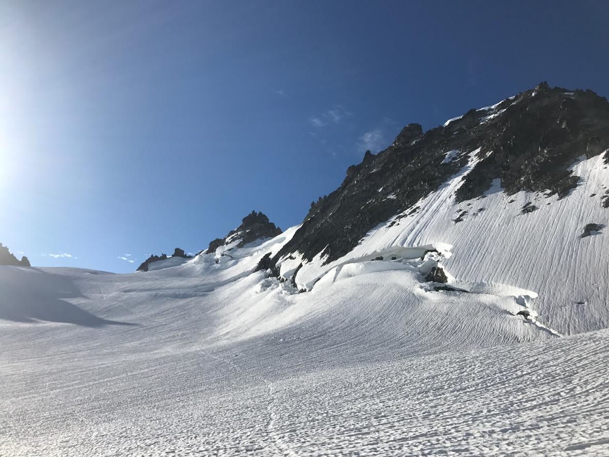 The McAllister glacier from the NW, looking towards the Dorado/Eldorado Col