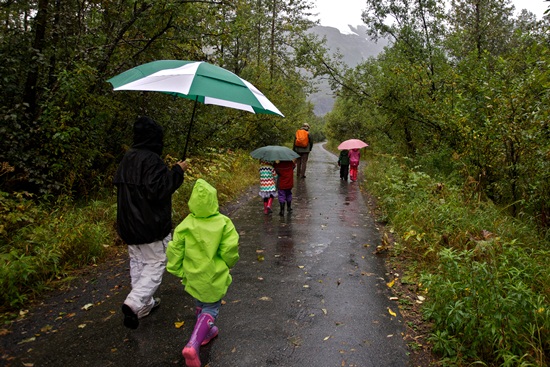Ranger and students at Exit Glacier. Ranger and students at Exit Glacier.