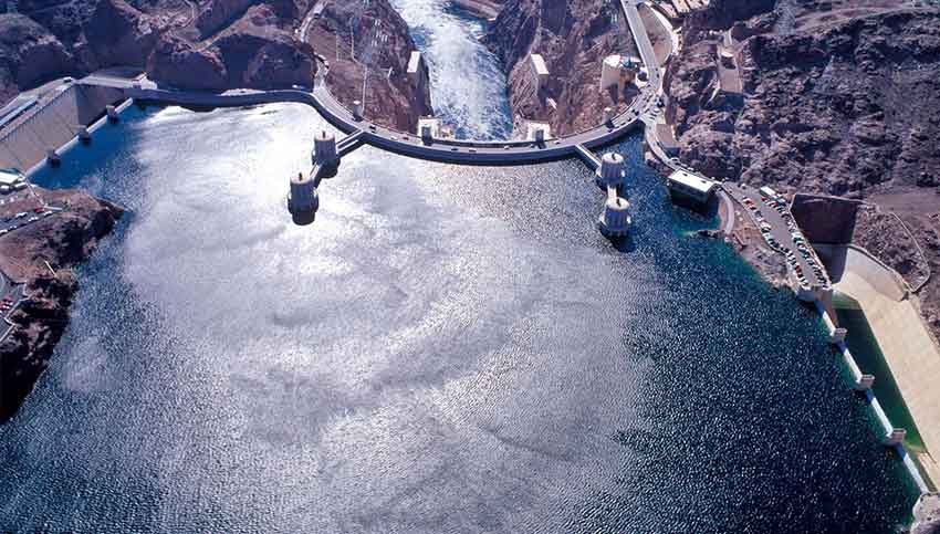 An aerial view of a full Lake Mead circa 2001