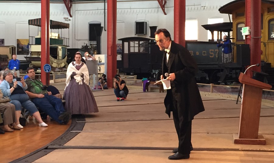 Lincoln-actor-Fritz-Klein-performing-at-the-B&O-Railroad-Museum-in-Baltimore-Maryland-for-web