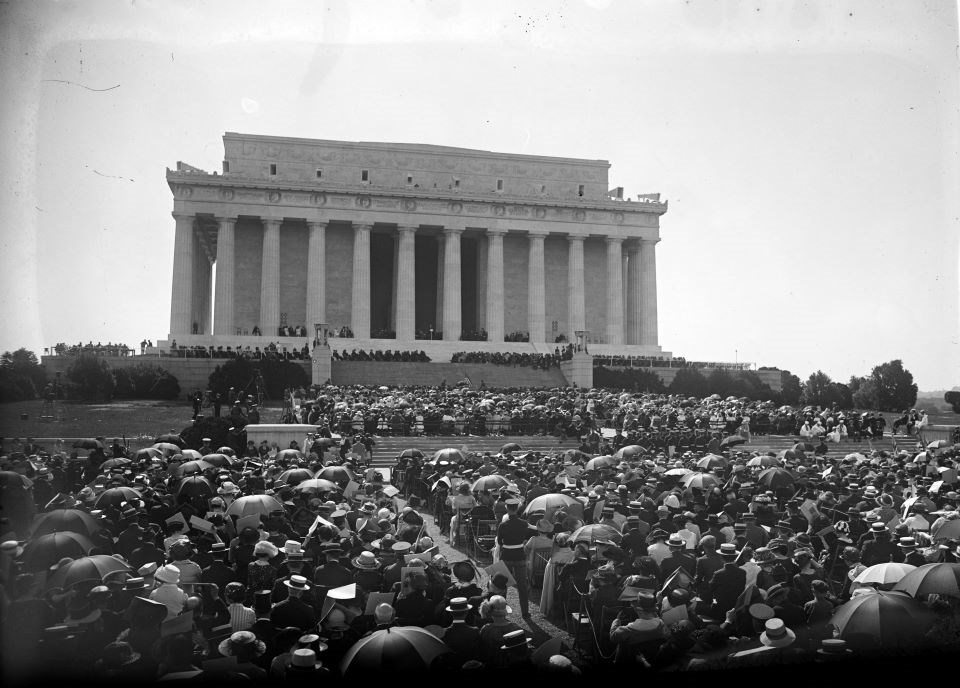 Lincoln Memorial with crowd gathered for dedication