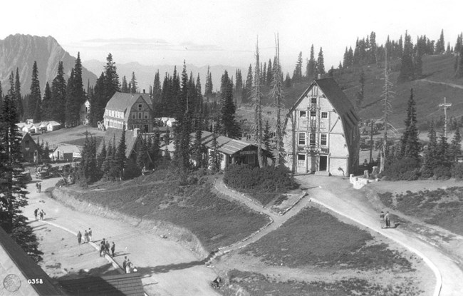 Guide House and Paradise Camp Lodge in the early 1920s.