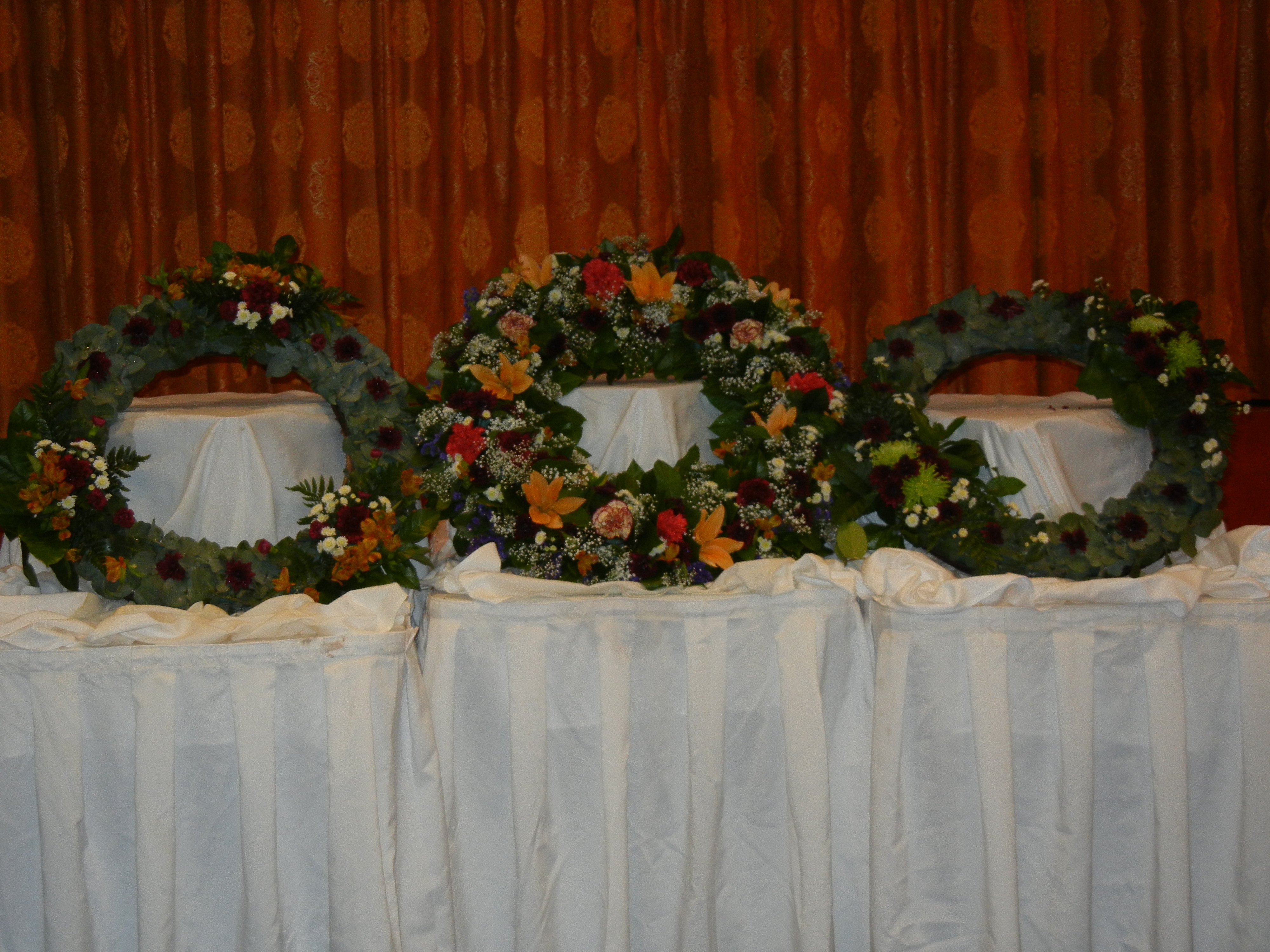 The Three Wreaths
