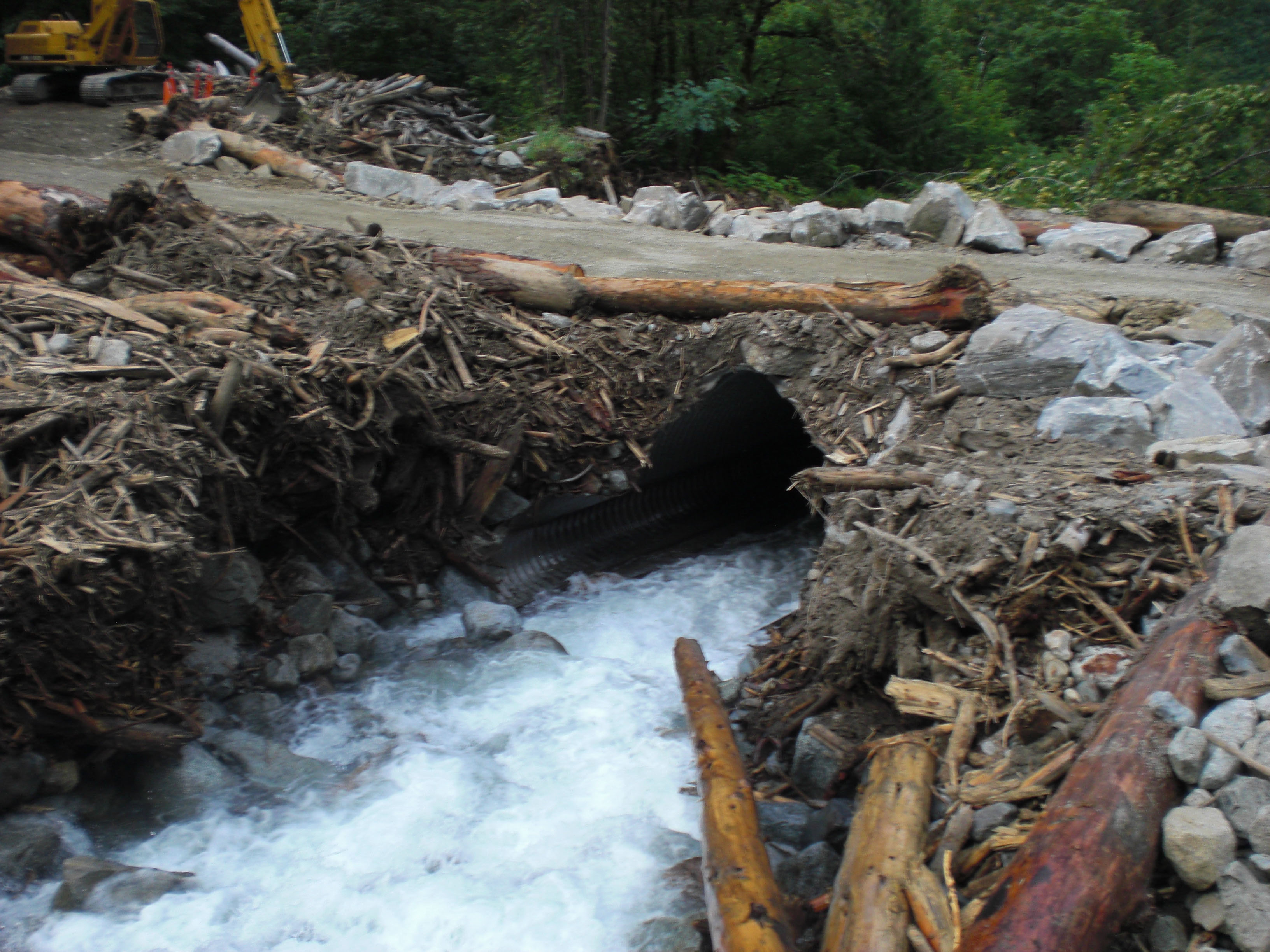 Temporary road epair to be replaced by concrete box culvert. Photo: NPS