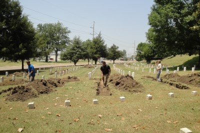 Archeologists at Vicksburg National Cemetery