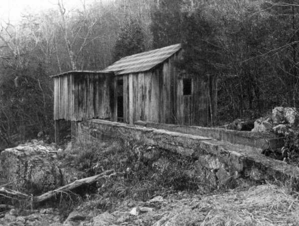 Older black and white picture of Klepzig Mill