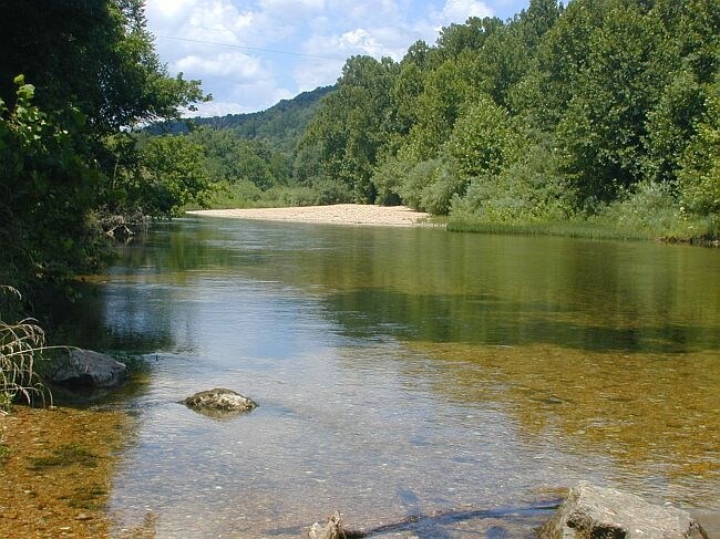 picture of the jacks fork river with water