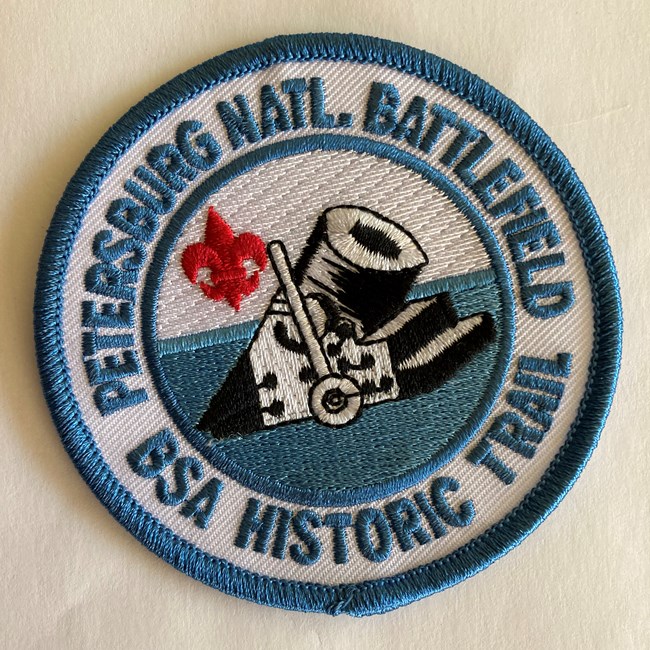 White patch blue trim with Dictator mortar, BSA symbol text reads Petersburg Natl Battlefield BSA Historic Trail.