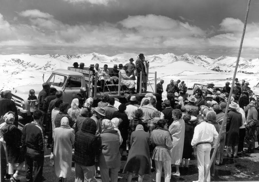 Crowds gathering to witness the opening of Trail Ridge Road.
