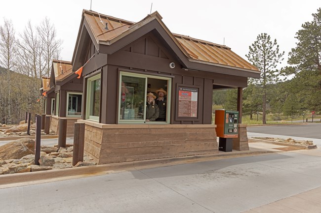 Rangers in the new entrance kiosk at Fall River Entrance