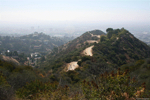 Canyon ridge trails provide for great views of Hollywood in Runyon Canyon Park. Photo credit Sam Smigelski.