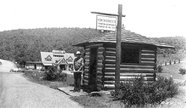 Thornton Gap and Panorama Tea Room circa 1937